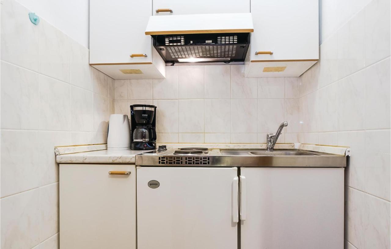 Cozy Apartment In Lokva Rogoznica With Wifi Dış mekan fotoğraf