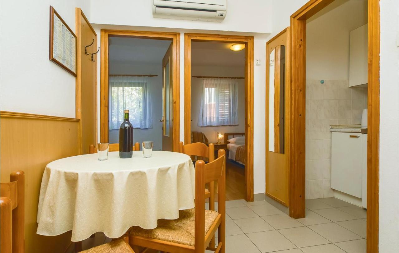 Cozy Apartment In Lokva Rogoznica With Wifi Dış mekan fotoğraf